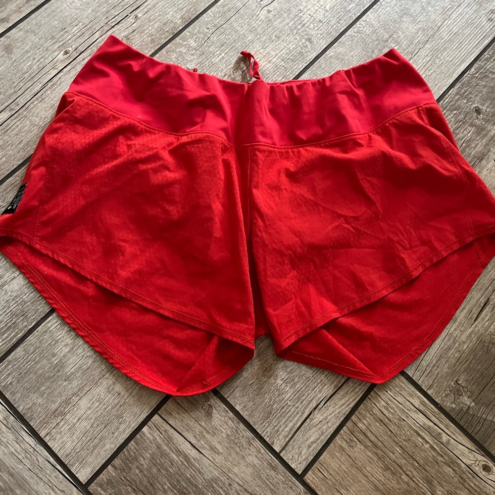 Oiselle roga shorts